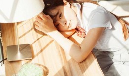 国产夫妻免费,浪漫温馨，共度美好时光